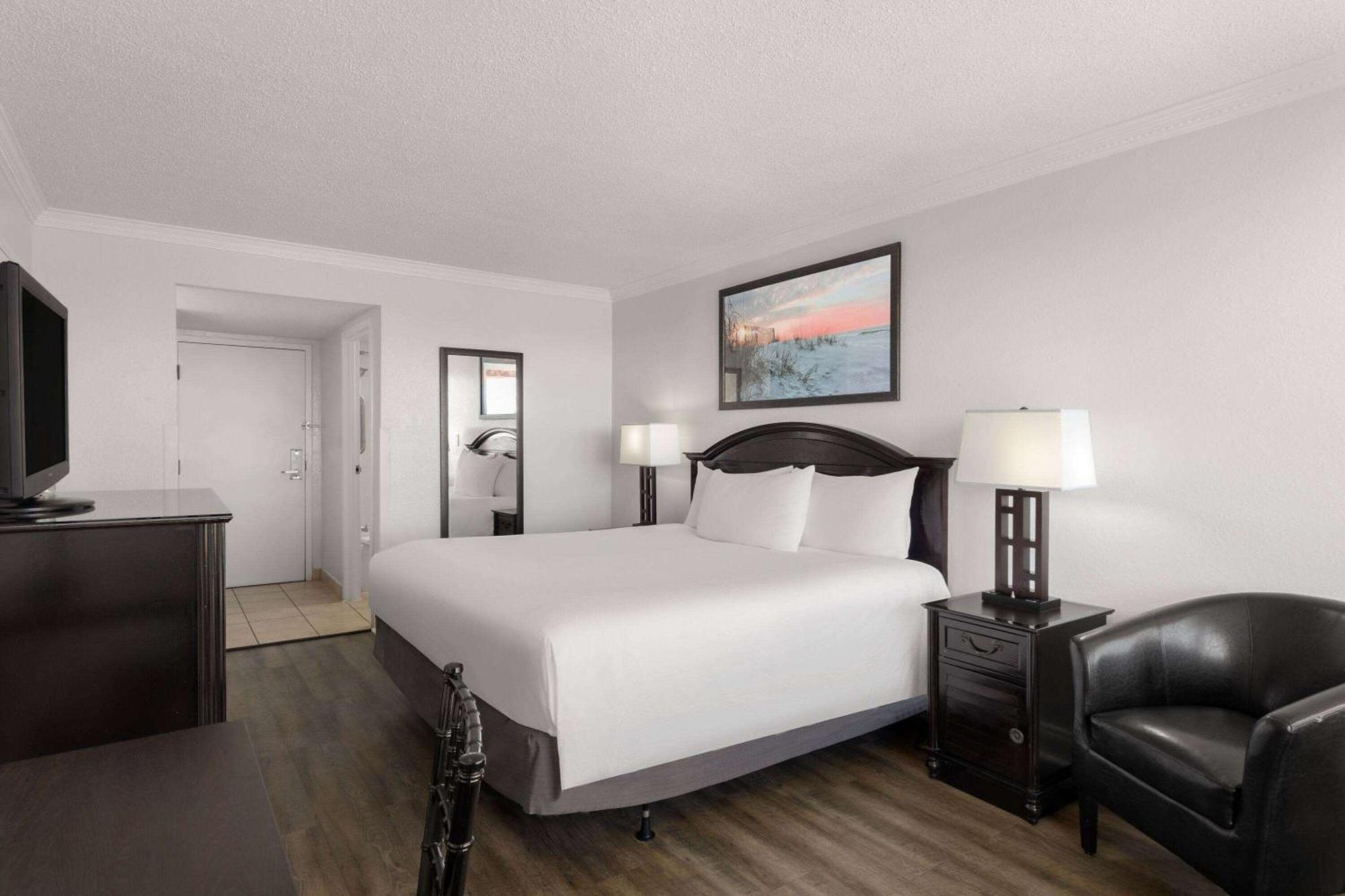Wyndham Garden Fort Walton Beach Destin Экстерьер фото